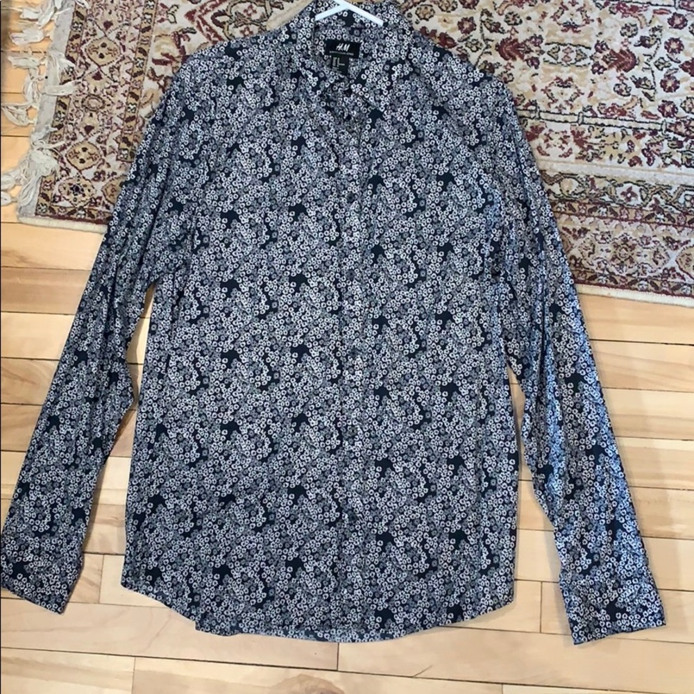 Flowered dress shirt